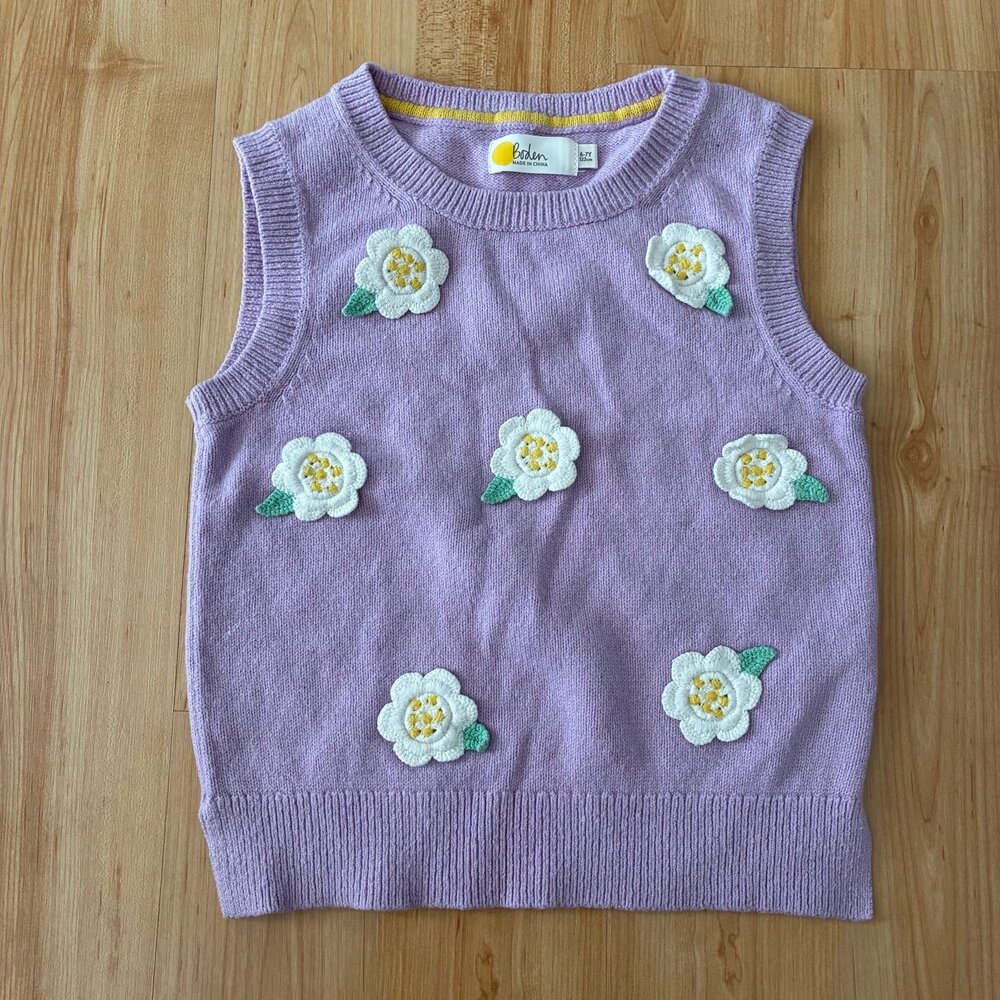 Mini Boden flower sweater vest 6-7